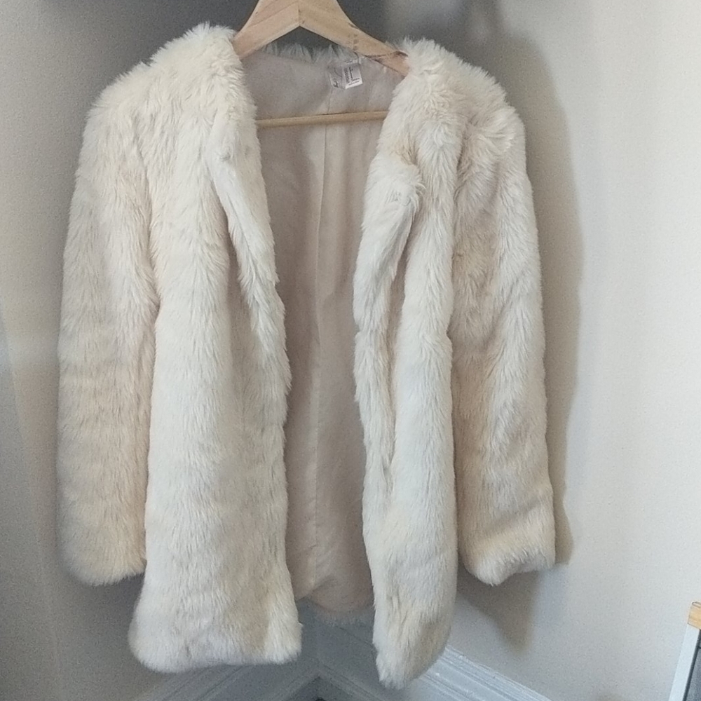 Forever 21 Faux Fur White Coat